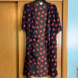 Lularoe floral Shirley style kimono, size small